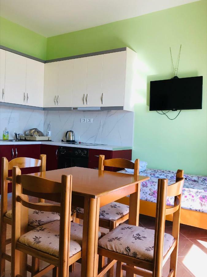 Mana Apartments Ksamil Exterior foto